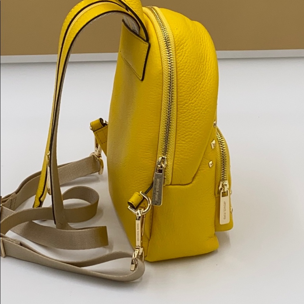 COPY - MICHAEL KORS ERIN SMALL CONVERTIBLE BACKPACK CITRS - Picture 9 of 16